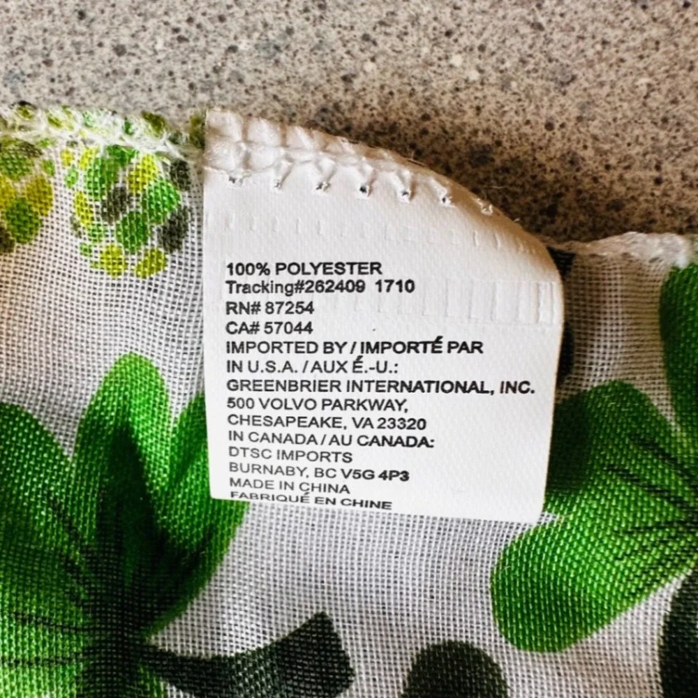 Green Shamrock Clover St Patricks Day Table Runner Scarf Lightweight‎ Home Decor